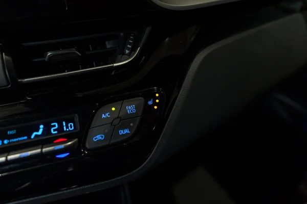 Toyota C-HR (2022) — foto 19 van 35
