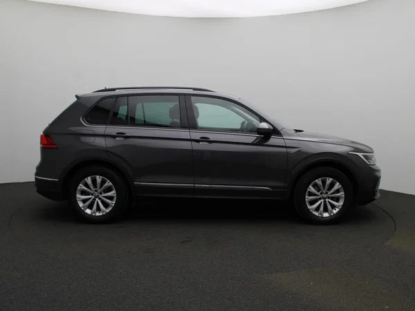VOLKSWAGEN Tiguan Dsl (2022) — foto 19 van 22