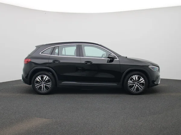 Mercedes-Benz GLA (2025) — foto 47 van 50