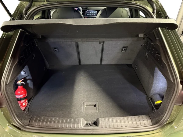 AUDI A3 Alltstreet (2024) — foto 10 van 32