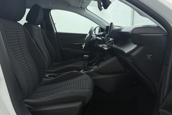Peugeot 208 (2023) — foto 17 van 19