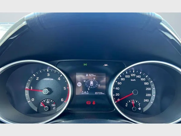 Kia CEED (2020) — foto 3 van 29