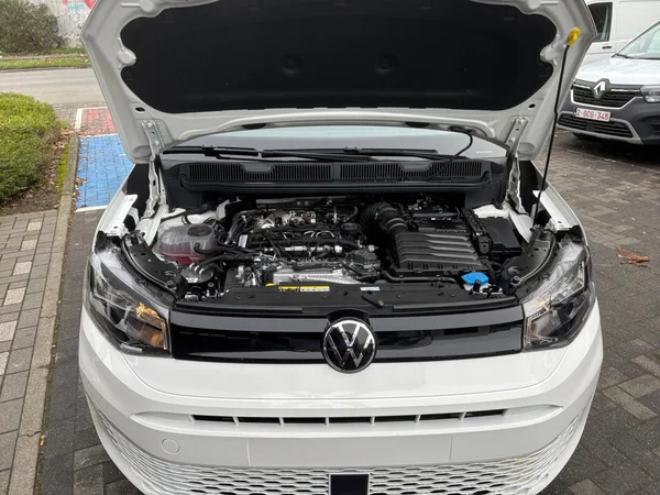 VOLKSWAGEN Caddy Maxi Dsl (2025) — foto 15 van 24
