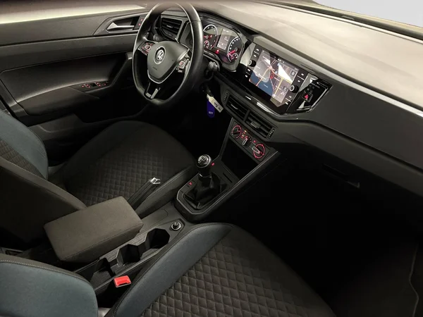VOLKSWAGEN Polo (2020) — foto 13 van 15