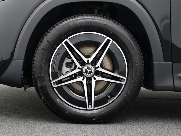 Mercedes-Benz EQB (2026) — foto 31 van 33