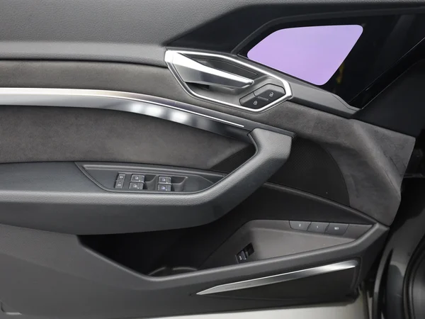 AUDI e-tron Sportback (2022) — foto 8 van 20