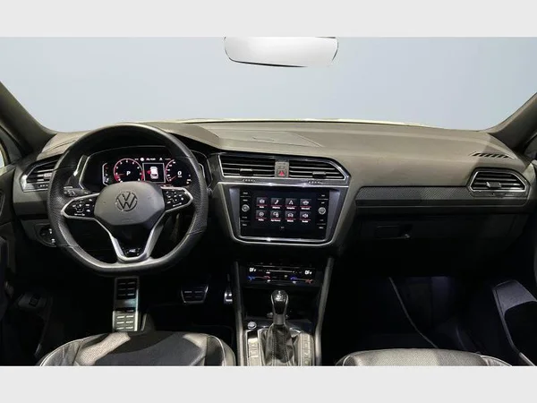 Volkswagen Tiguan Allspace (2022) — foto 4 van 32