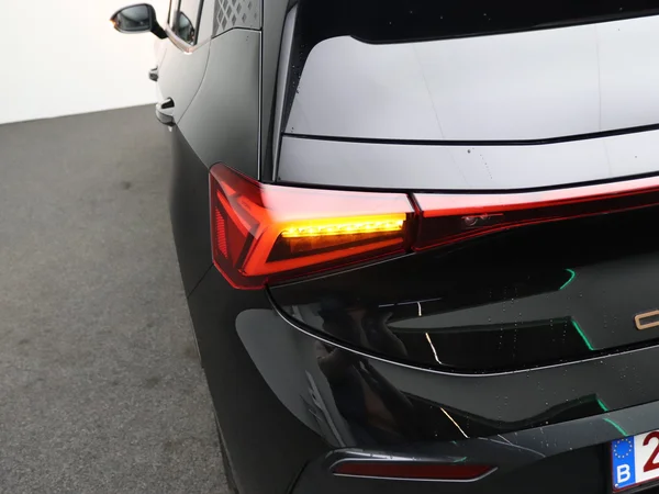 CUPRA Born (2025) — foto 15 van 17