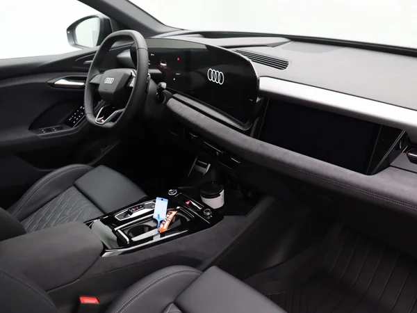 AUDI Q6 Sportback e-tron (2026) — foto 10 van 16