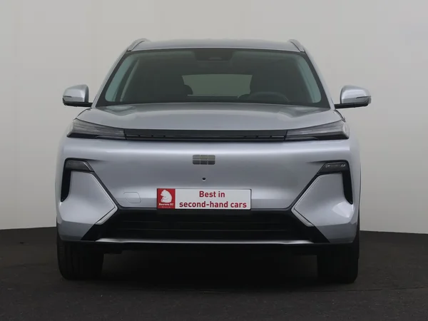 GEELY Starray EM-i (2026) — foto 27 van 29