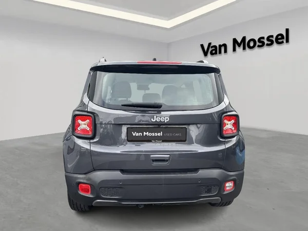 Jeep Renegade (2023) — foto 14 van 20
