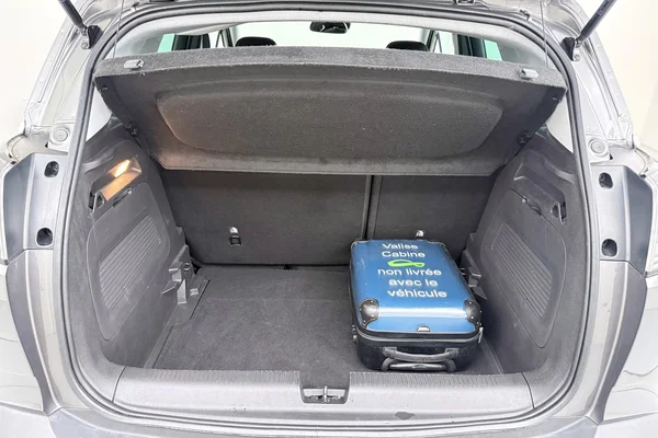 Opel Crossland (2023) — foto 6 van 34
