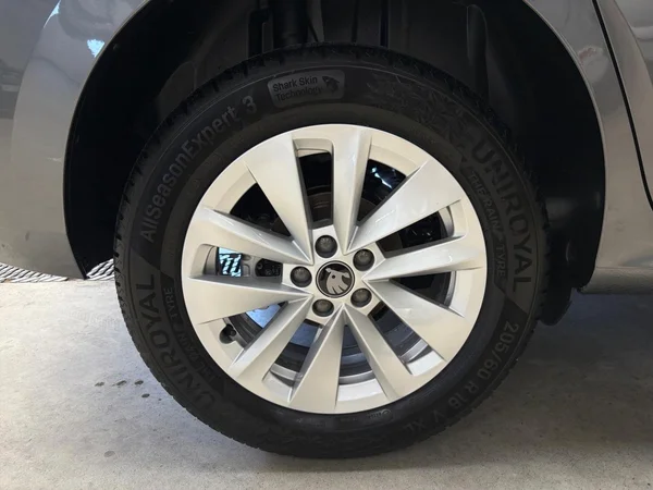 SKODA Kamiq (2026) — foto 15 van 24