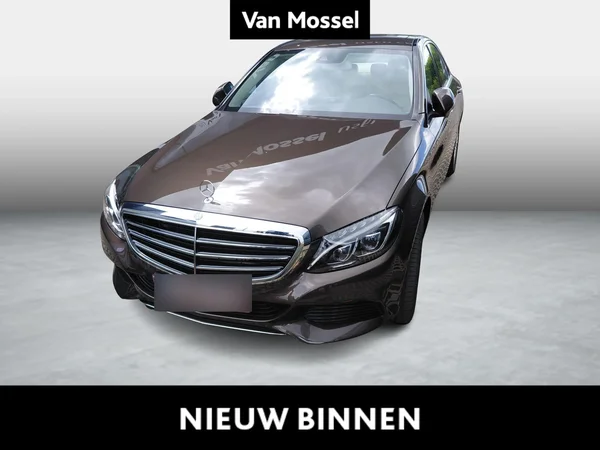 Mercedes-Benz C-Klasse (2015) — foto 1 van 15