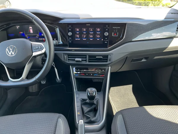 VOLKSWAGEN Polo (2023) — foto 4 van 24