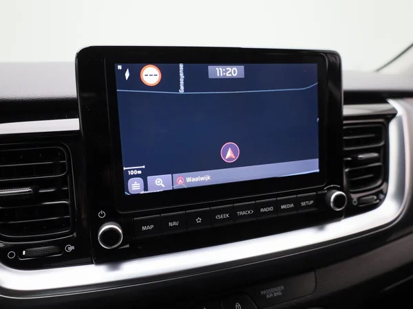 Kia Stonic (2021) — foto 15 van 35