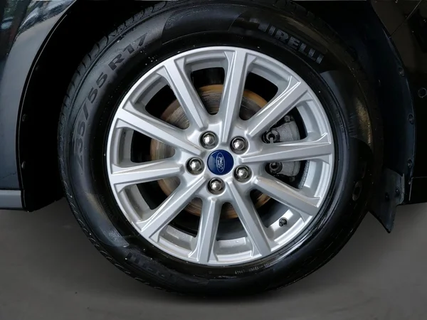 Ford Galaxy (2021) — foto 11 van 13