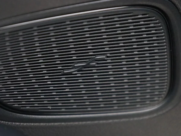Mercedes-Benz GLC (2025) — foto 31 van 53