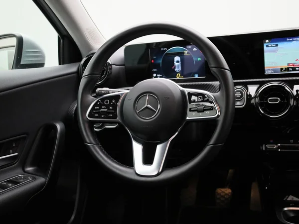 Mercedes-Benz A-Klasse (2022) — foto 39 van 39