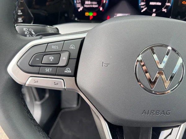 VOLKSWAGEN Golf VIII SW (2025) — foto 6 van 30
