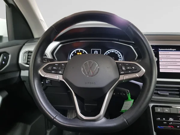 VOLKSWAGEN T-Cross (2022) — foto 5 van 23