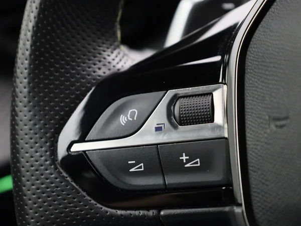 Peugeot 2008 (2022) — foto 11 van 43