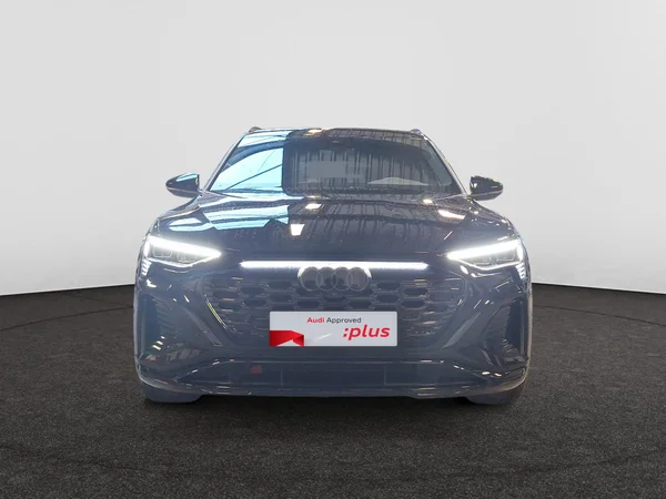 AUDI Q8 e-tron Sportback (2025) — foto 22 van 24