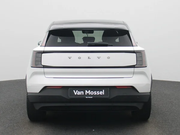 Volvo EX30 (2024) — foto 39 van 43