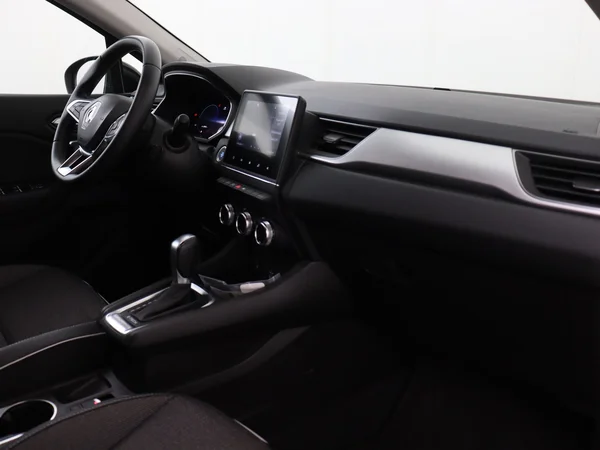 RENAULT Captur (2021) — foto 3 van 30