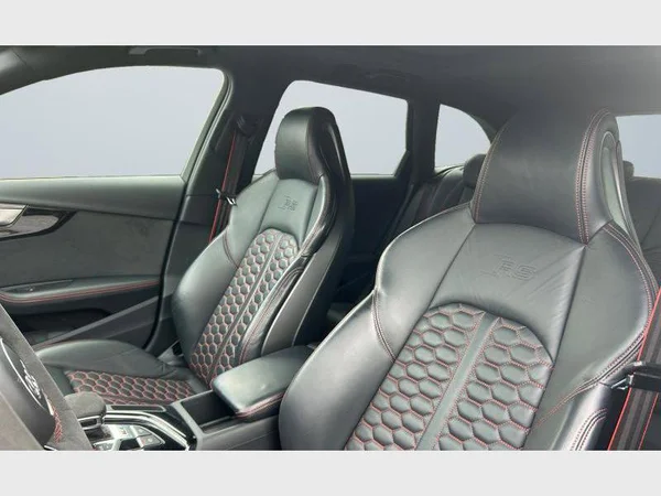 Audi RS4 Avant (2023) — foto 29 van 29