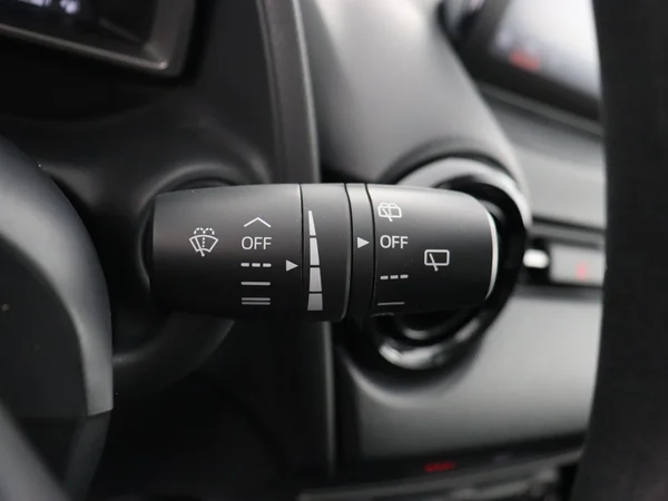 MAZDA 2 (2021) — foto 14 van 26