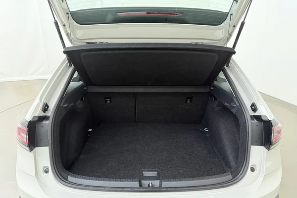 Volkswagen Taigo (2024) — foto 13 van 17