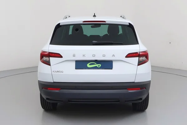 Skoda Karoq (2020) — foto 33 van 38