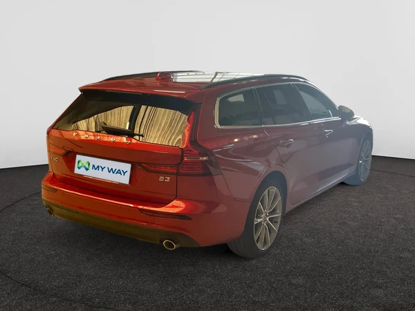 VOLVO V60 (2022) — foto 8 van 20