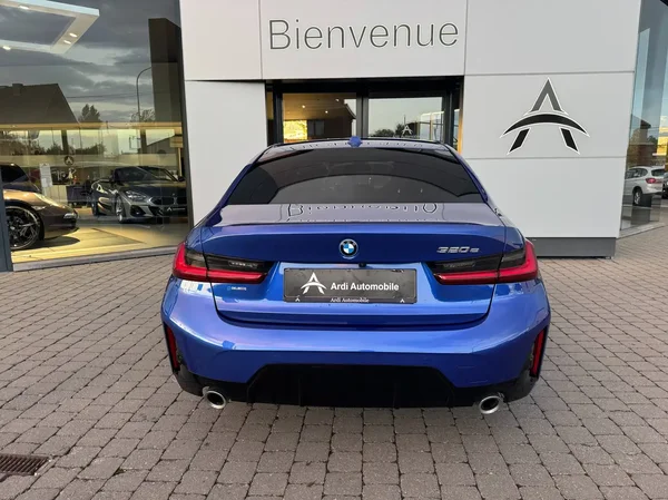 Bmw 320 (2024) — foto 13 van 17