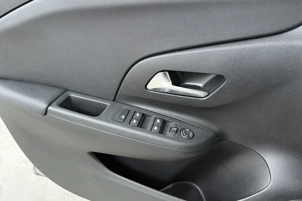 Opel Corsa (2025) — foto 8 van 16