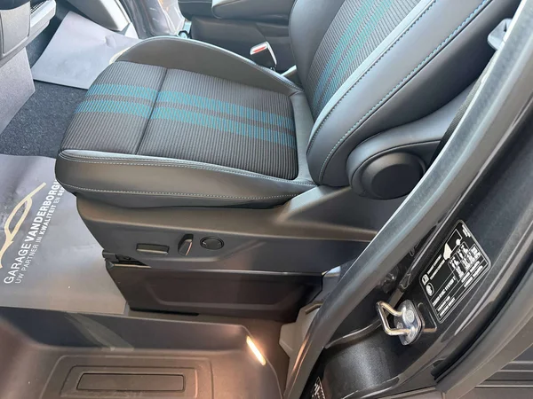 Ford Transit Custom — foto 4 van 21