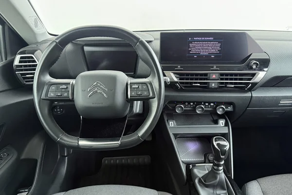 Citroen C4 (2022) — foto 15 van 28
