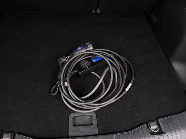 FORD Kuga (2023) — foto 21 van 30