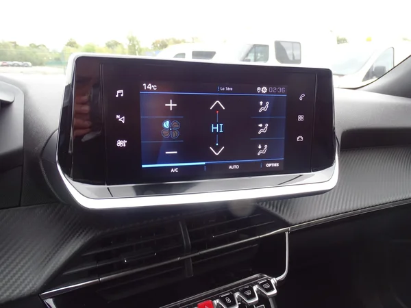 Peugeot 2008 (2023) — foto 10 van 27