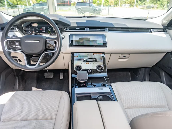 Land Rover Range Rover Velar (2021) — foto 25 van 25