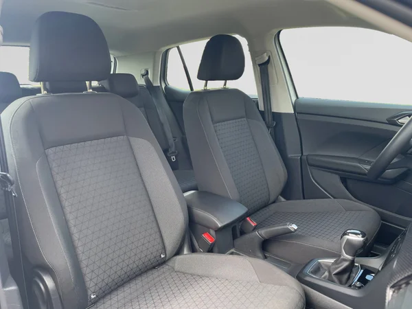 VOLKSWAGEN T-Cross (2023) — foto 17 van 20