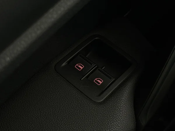 VOLKSWAGEN Caddy (2019) — foto 20 van 28