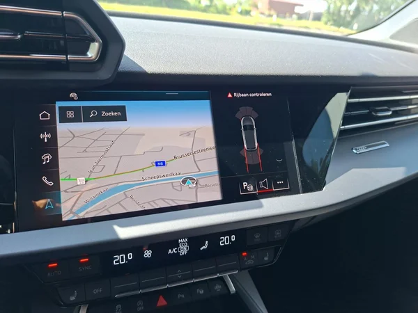 AUDI A3 Sportback (2025) — foto 13 van 24