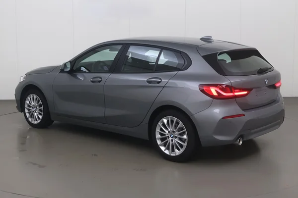 BMW 1 HATCH (2024) — foto 10 van 16