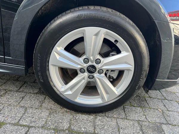 AUDI A3 Allstreet PHEV (2025) — foto 15 van 24