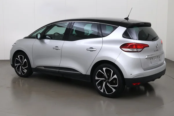 Renault Grand Scenic (2019) — foto 12 van 18