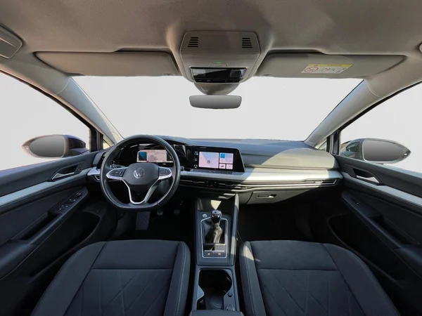 VOLKSWAGEN Golf VIII SW (2024) — foto 16 van 22
