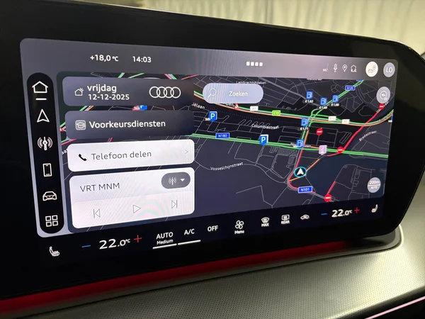 AUDI Q3 SUV (2025) — foto 15 van 15