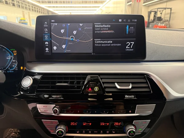BMW 530 (2022) — foto 14 van 30
